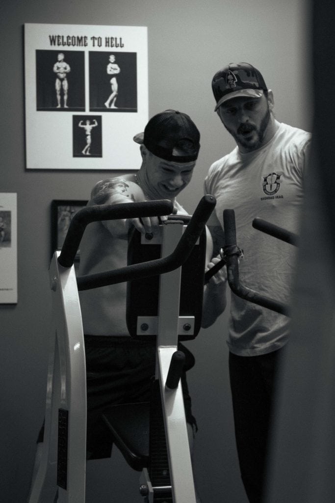 Entraîneur en séance semi-privée avec un client